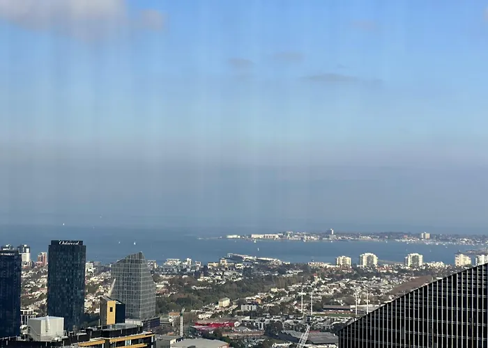 Great View Cbd Single Bedroom Apt Near Southern Cross